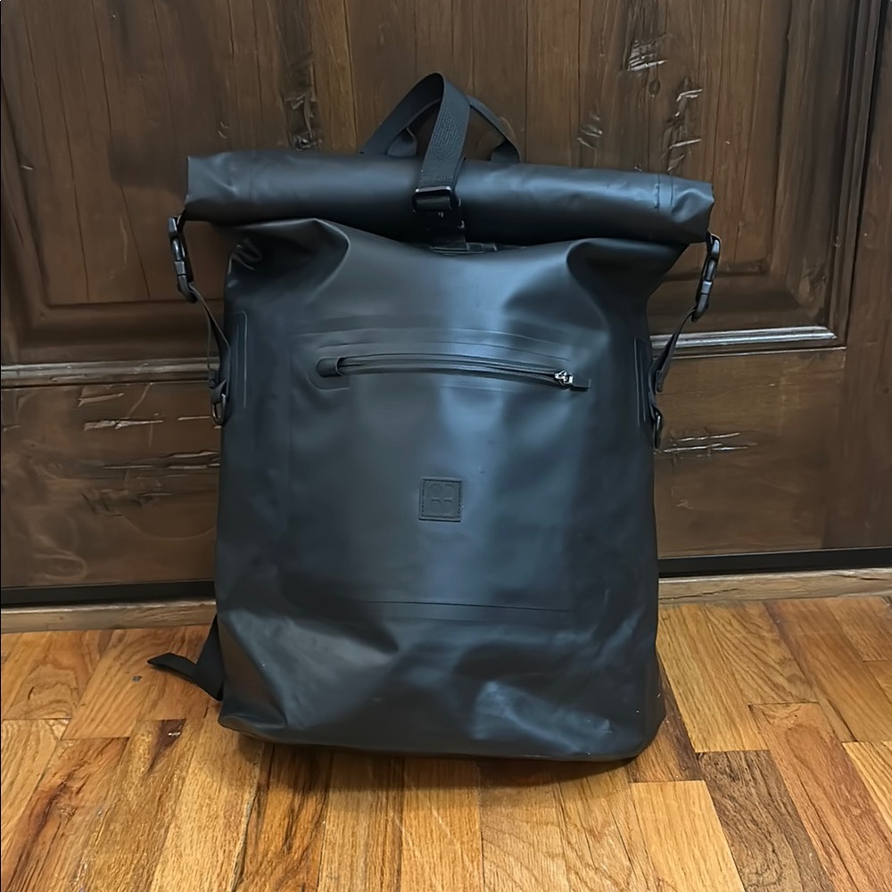 Sweaty Betty Black Cycling Backpack - Picture 8 of 12